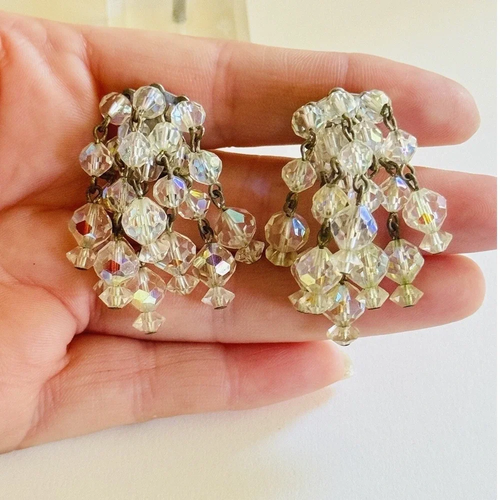 VTG Jeweled aurora borealis Crystal earrings waterfall‎ Dangle Clip Beaded 60s